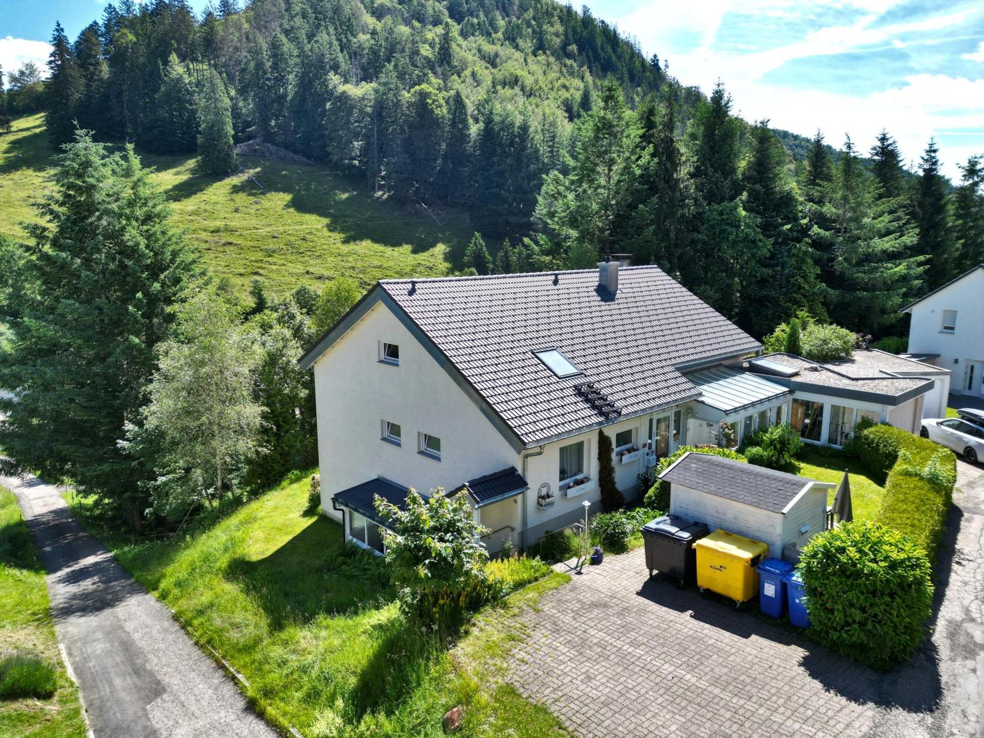 Fewo Schwarzwaldblick, 3 Schlafzimmer Todtnau-Muggenbrunn, Liftverbund Feldberg Kültér fotó